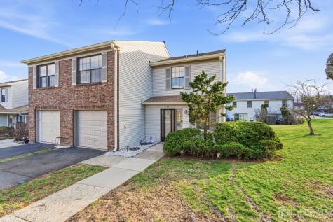 29 Exeter Court Franklin NJ 08873