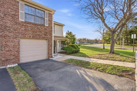 29 Exeter Court Franklin NJ 08873