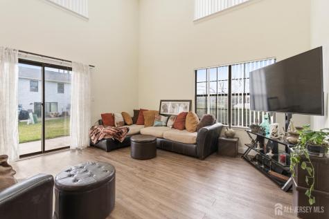 29 Exeter Court Franklin NJ 08873