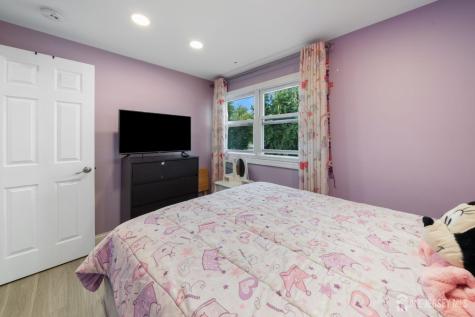 296 Saint James Avenue Woodbridge Proper NJ 07095