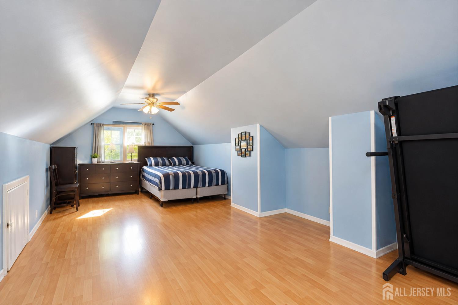 21 Buchanan Avenue Parlin NJ 08859