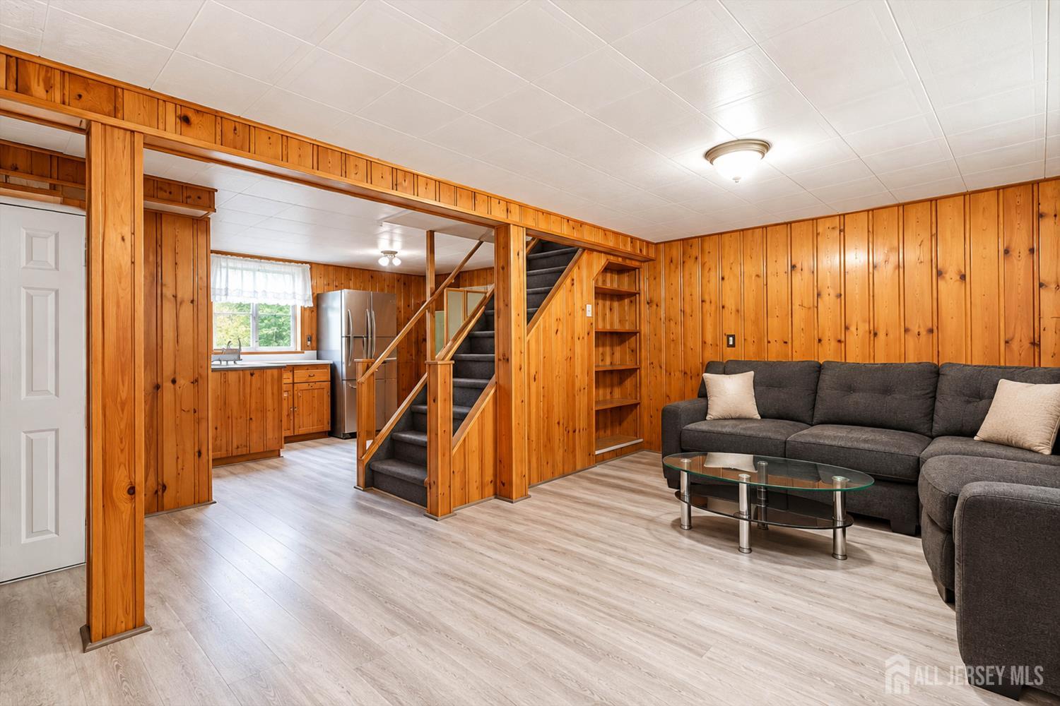 21 Buchanan Avenue Parlin NJ 08859