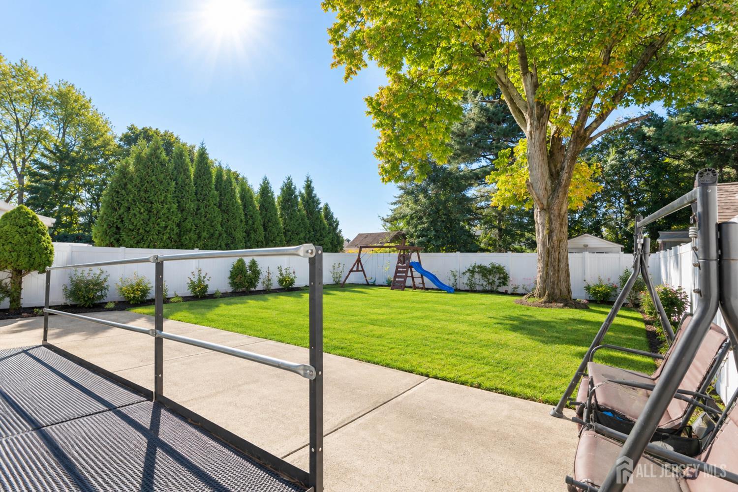 21 Buchanan Avenue Parlin NJ 08859