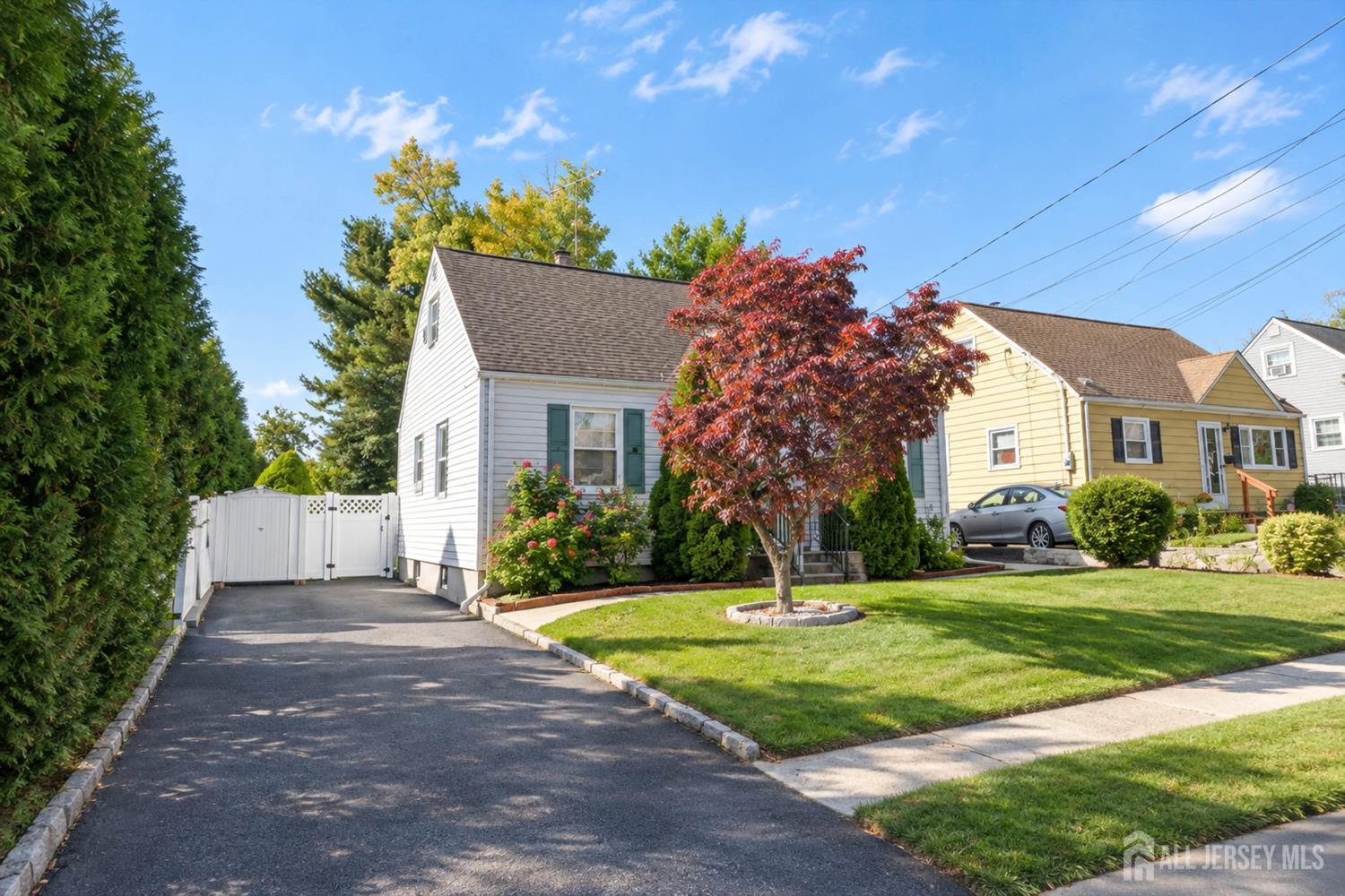 21 Buchanan Avenue Parlin NJ 08859