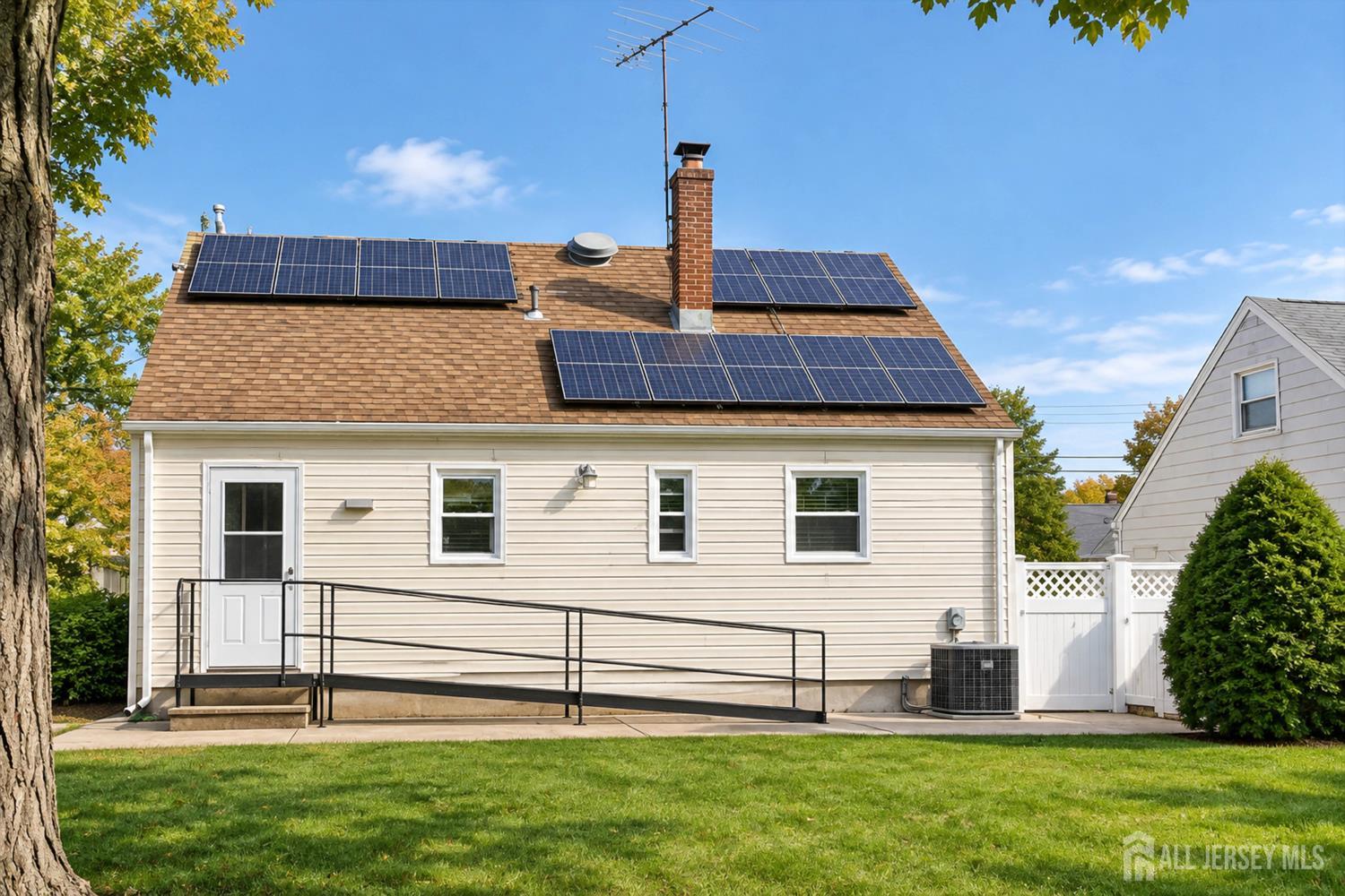 21 Buchanan Avenue Parlin NJ 08859