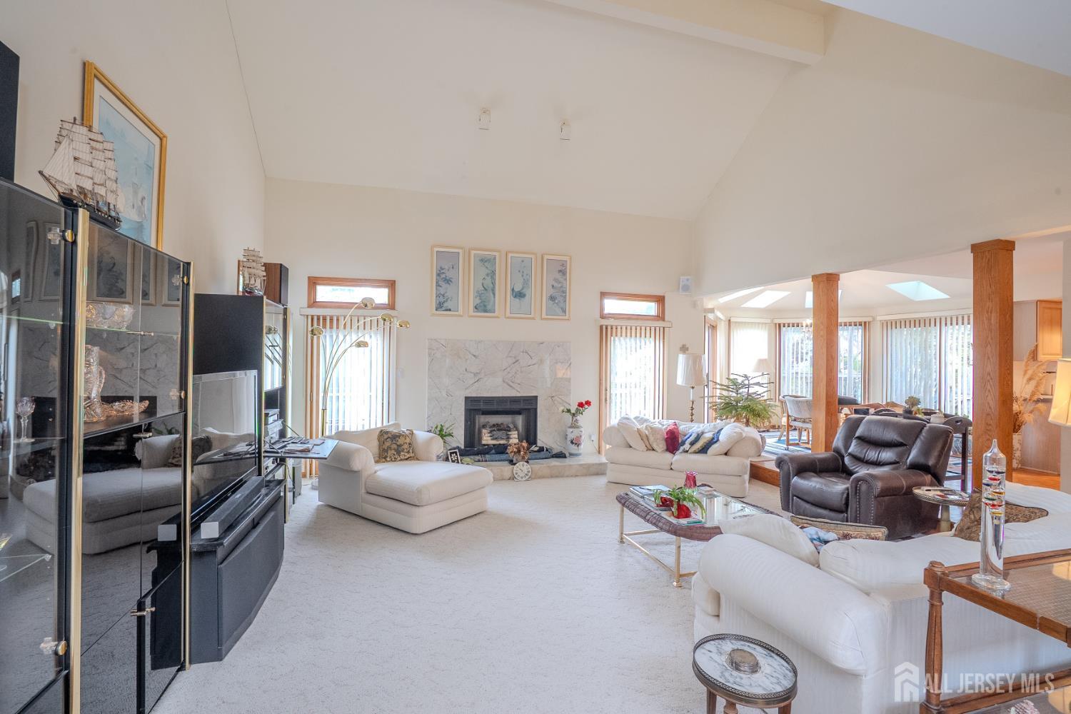 20 Sapphire Drive West Windsor NJ 08550