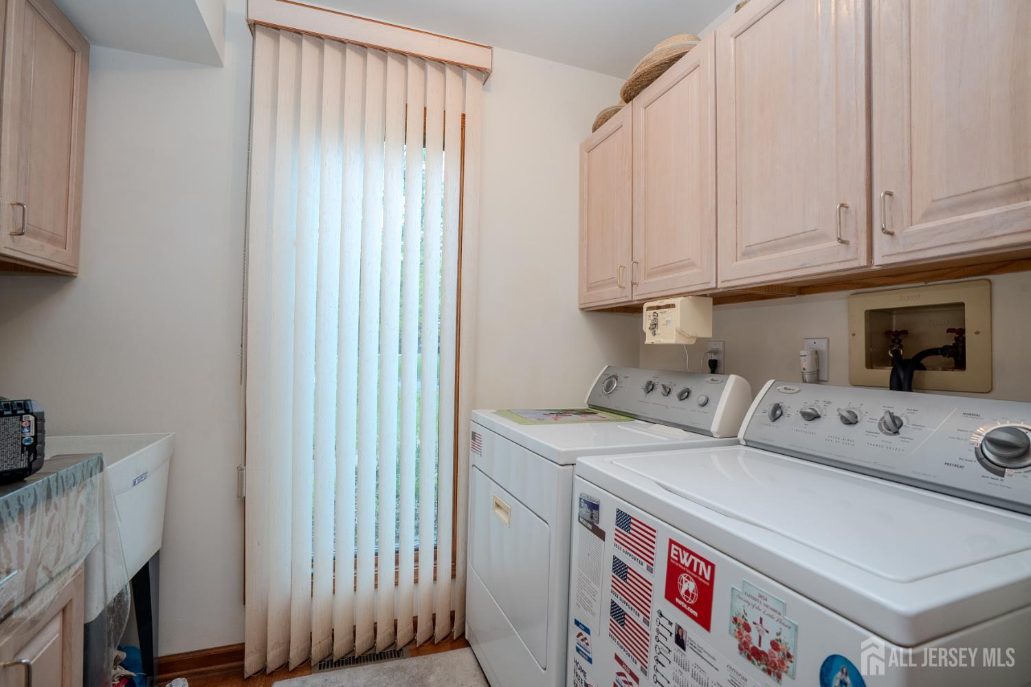20 Sapphire Drive West Windsor NJ 08550