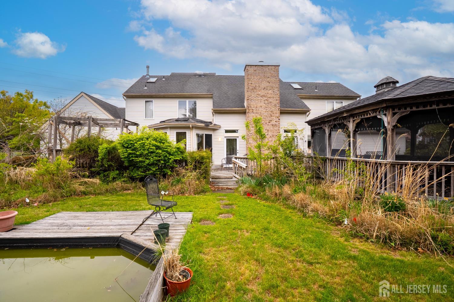 20 Sapphire Drive West Windsor NJ 08550