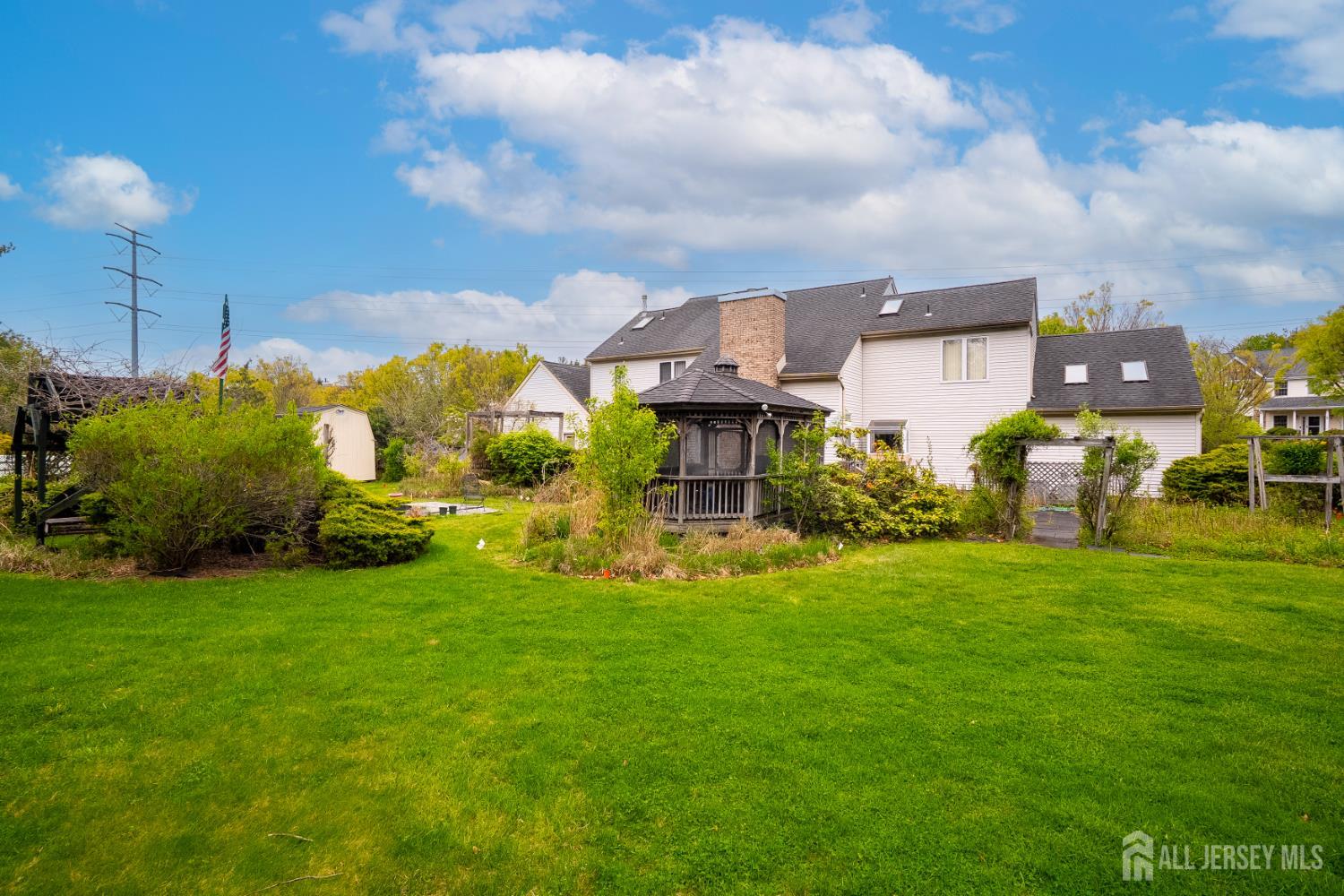 20 Sapphire Drive West Windsor NJ 08550