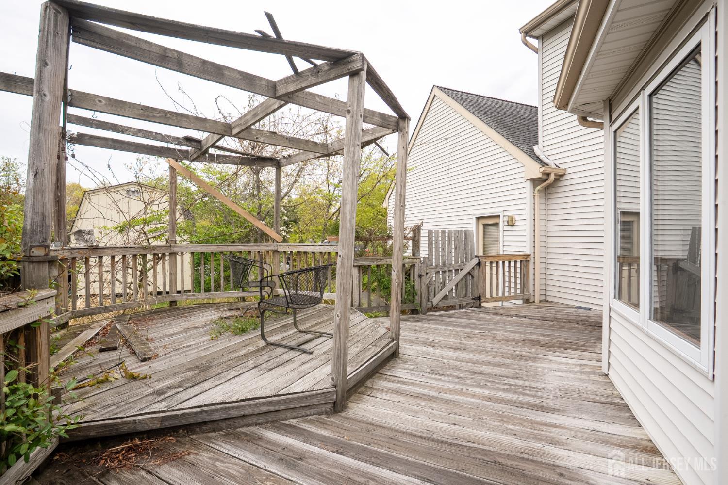 20 Sapphire Drive West Windsor NJ 08550