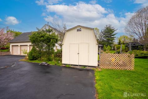 20 Sapphire Drive West Windsor NJ 08550