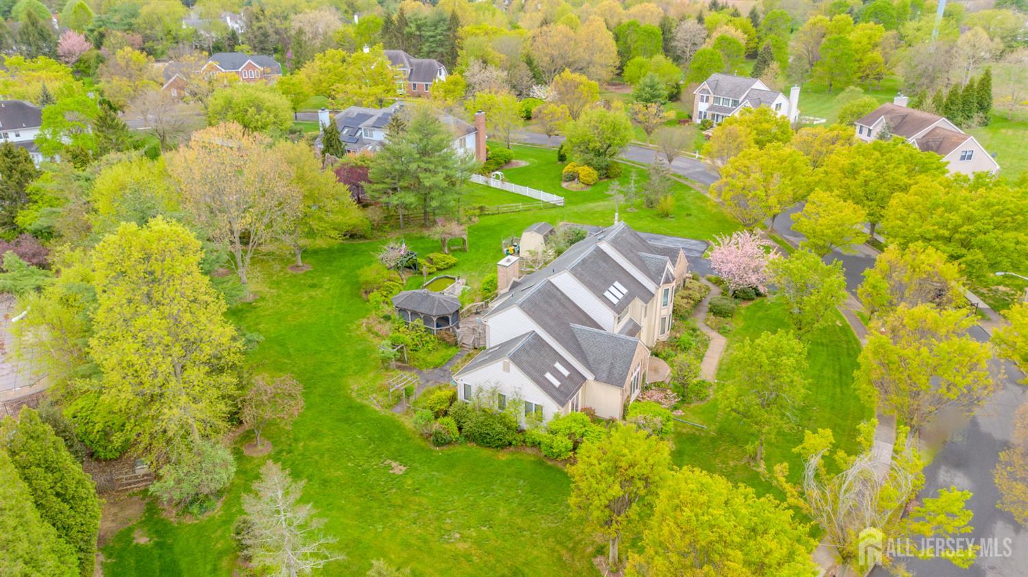 20 Sapphire Drive West Windsor NJ 08550
