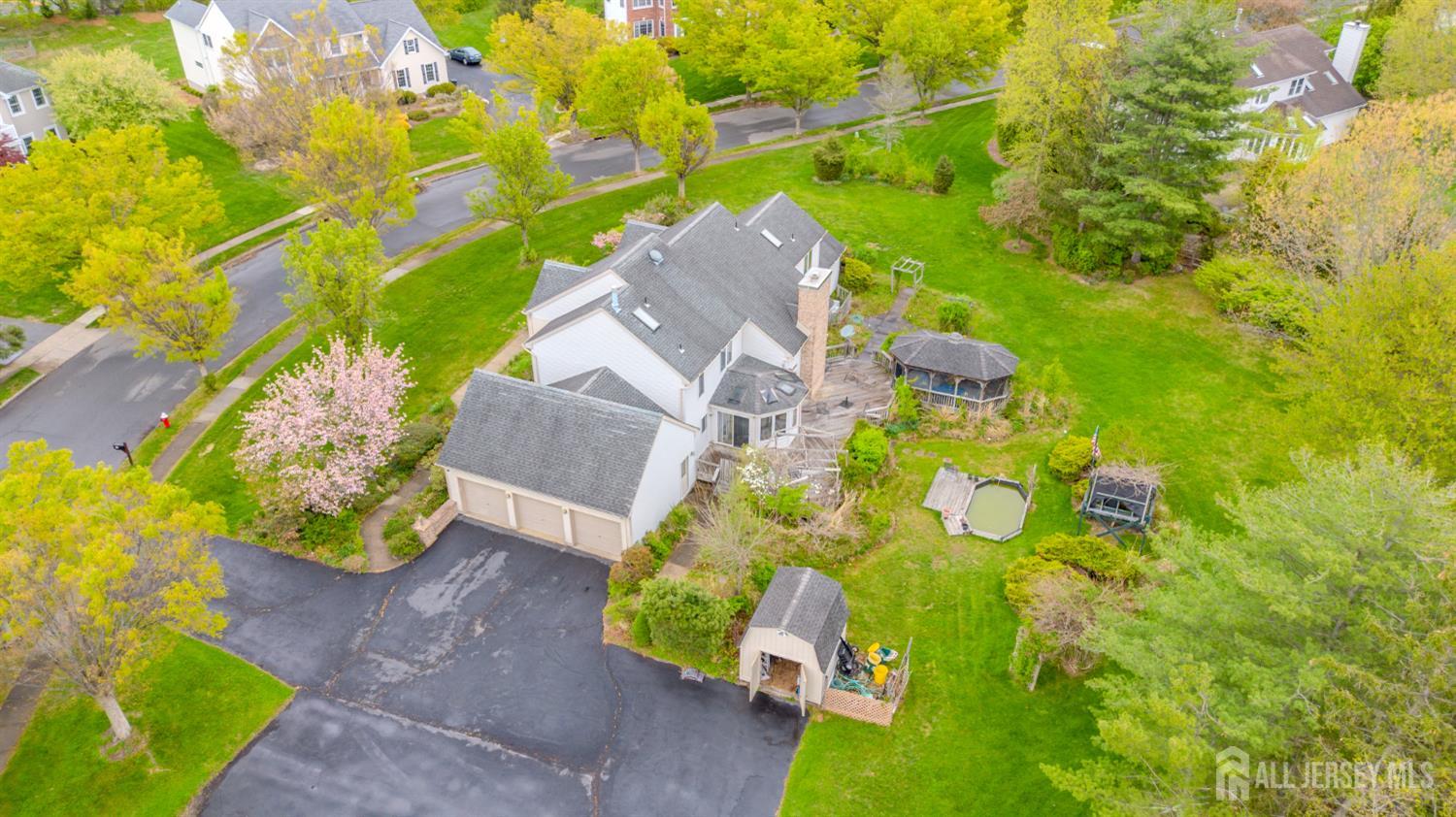20 Sapphire Drive West Windsor NJ 08550