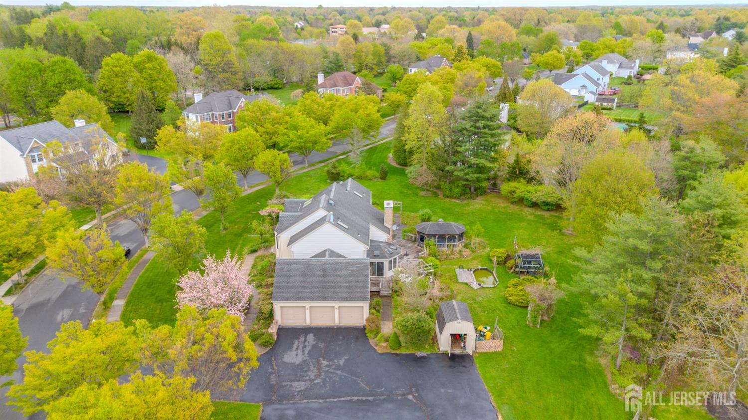 20 Sapphire Drive West Windsor NJ 08550