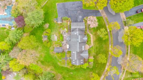 20 Sapphire Drive West Windsor NJ 08550
