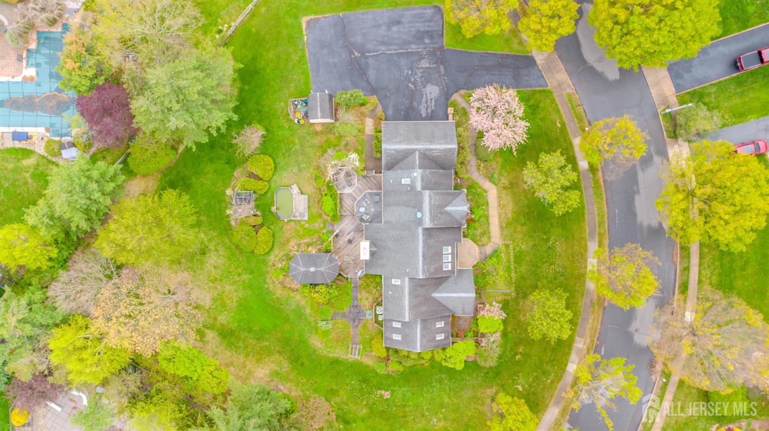 20 Sapphire Drive West Windsor NJ 08550