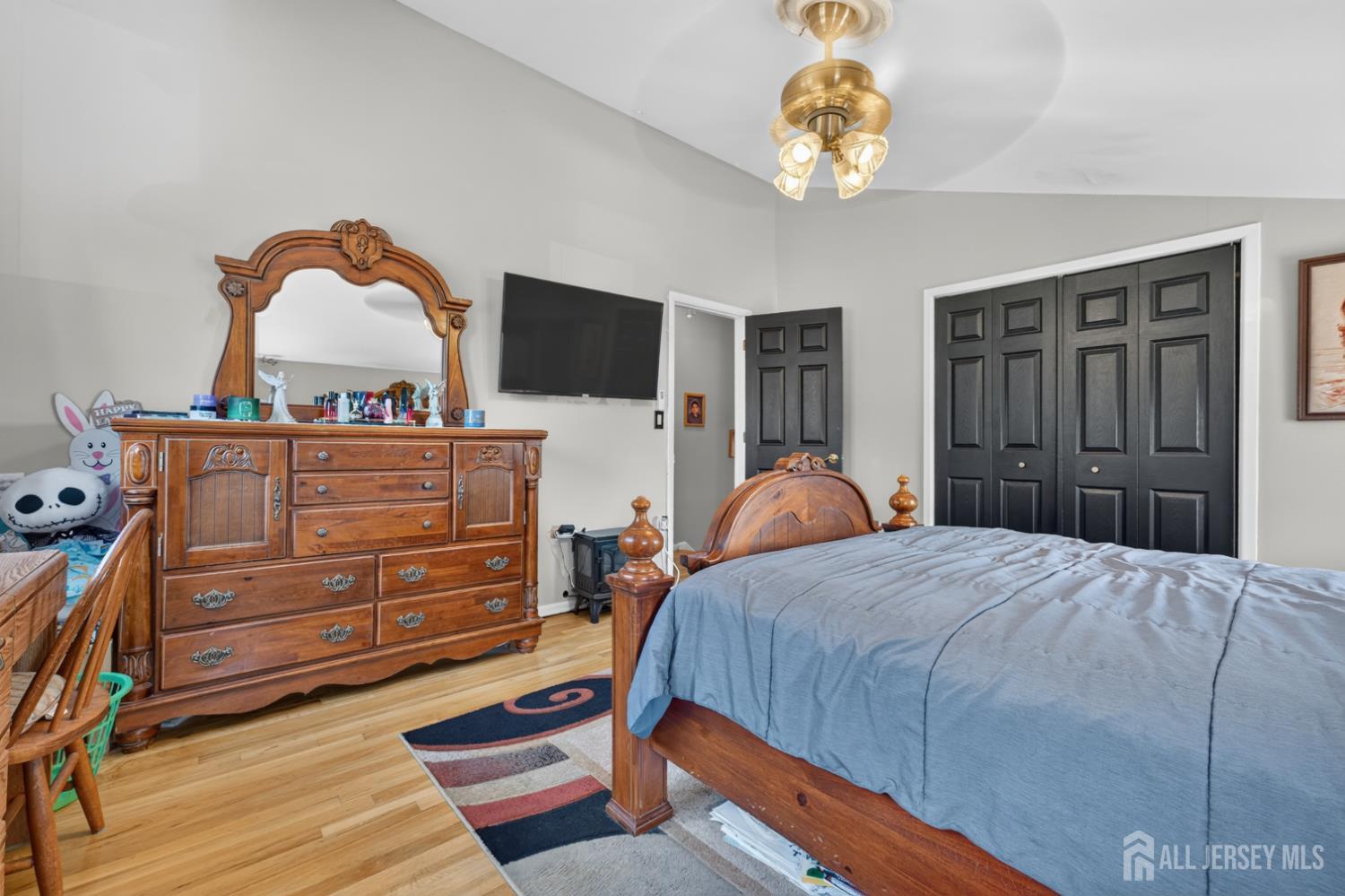 5 Jupiter Court South Amboy NJ 08879
