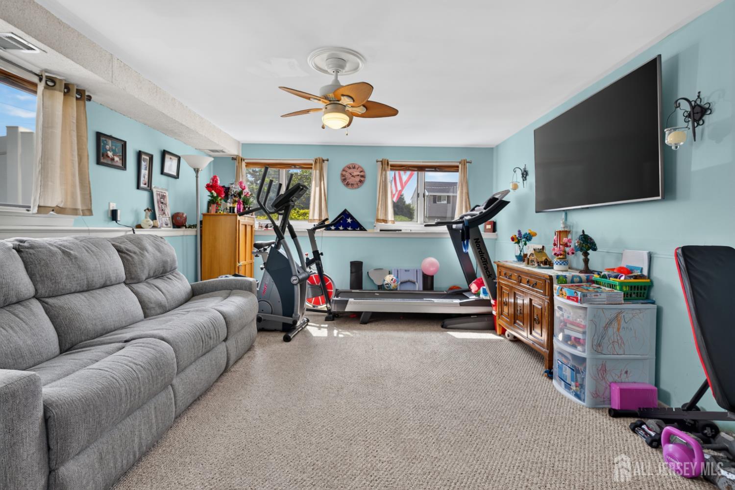 5 Jupiter Court South Amboy NJ 08879
