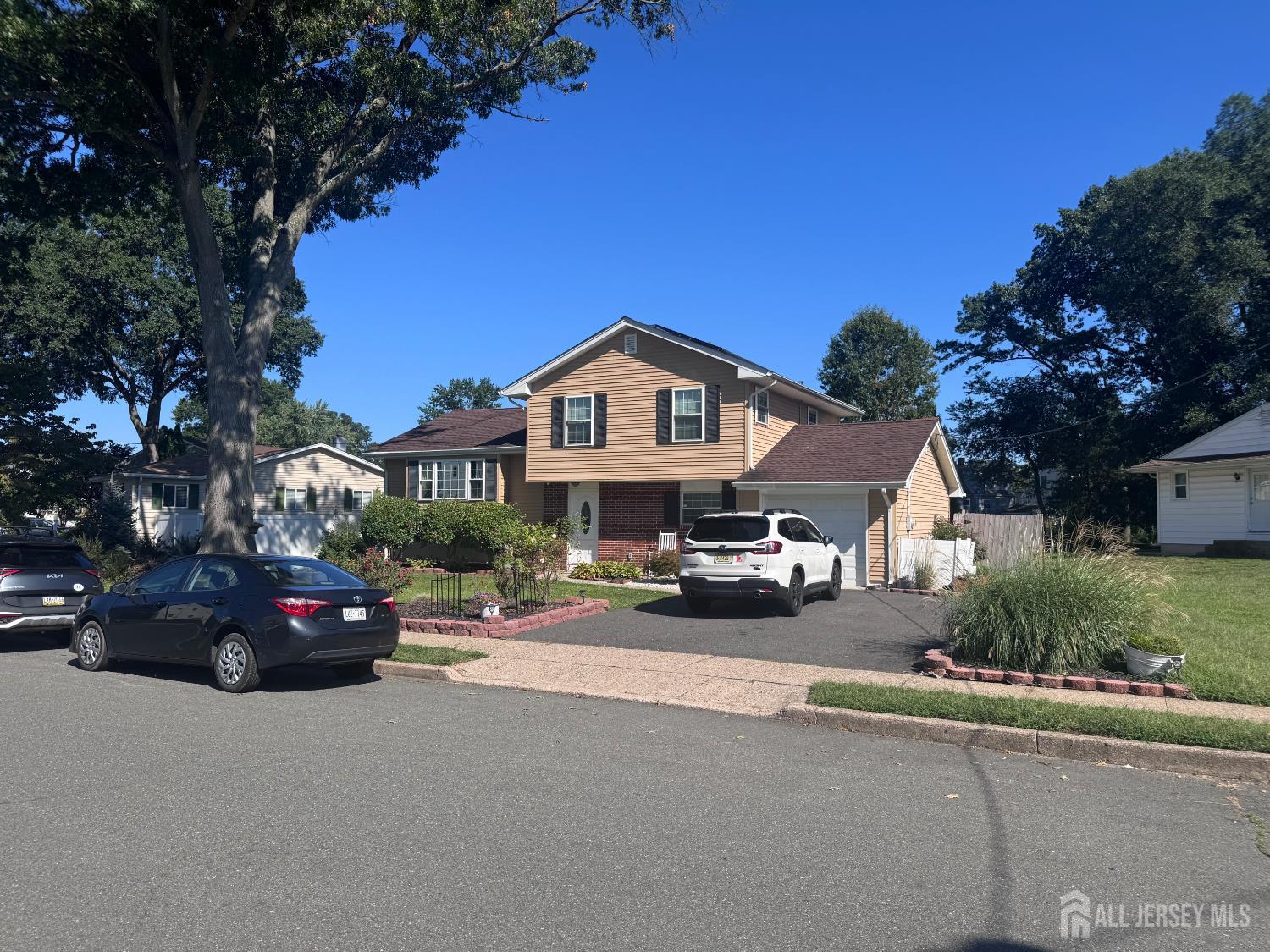 7 Verona Avenue Hamilton NJ 08619