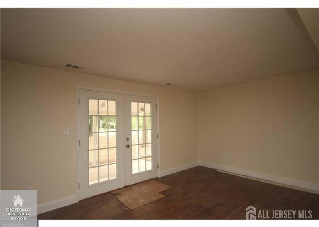 7 Verona Avenue Hamilton NJ 08619