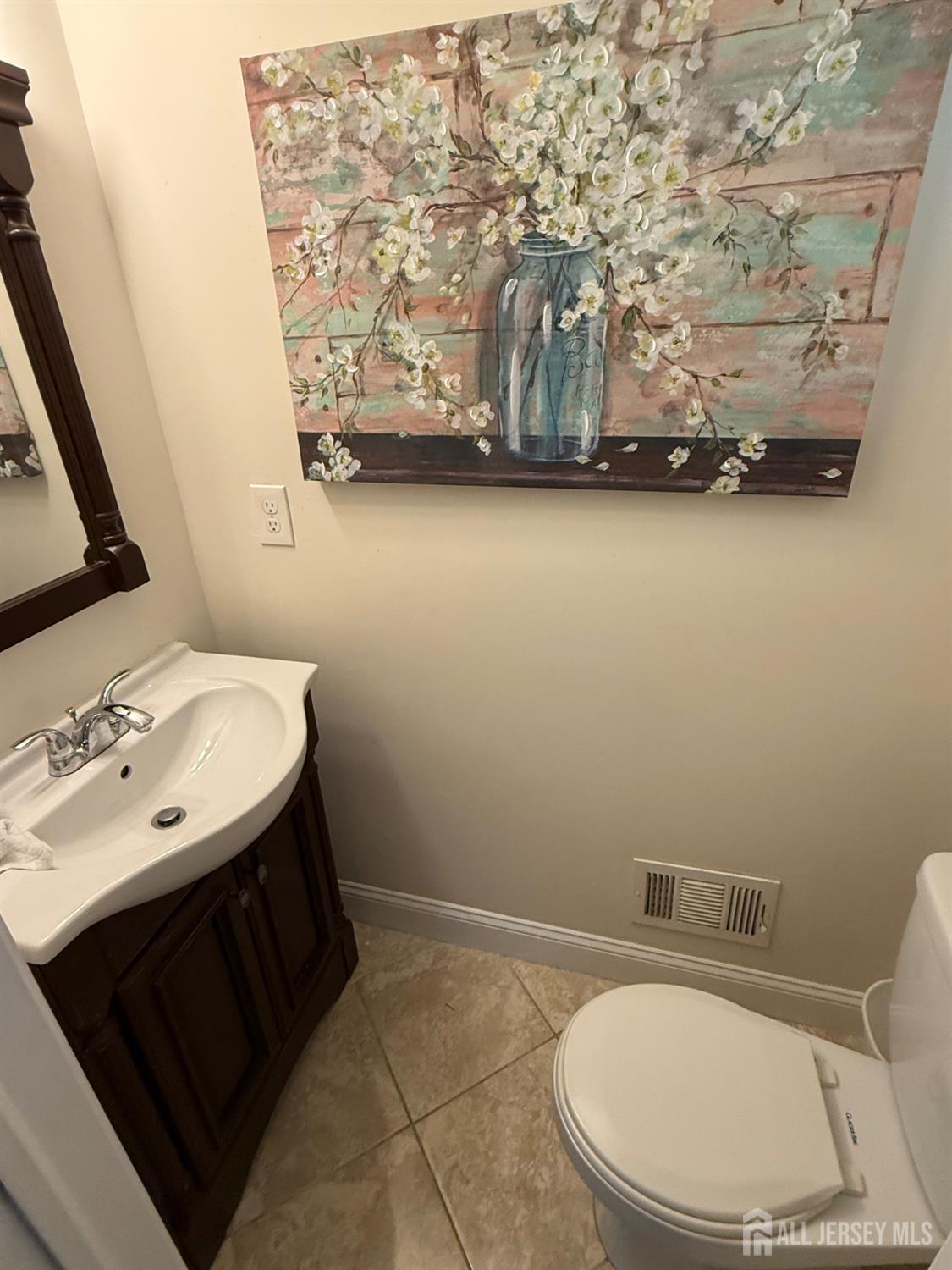 7 Verona Avenue Hamilton NJ 08619