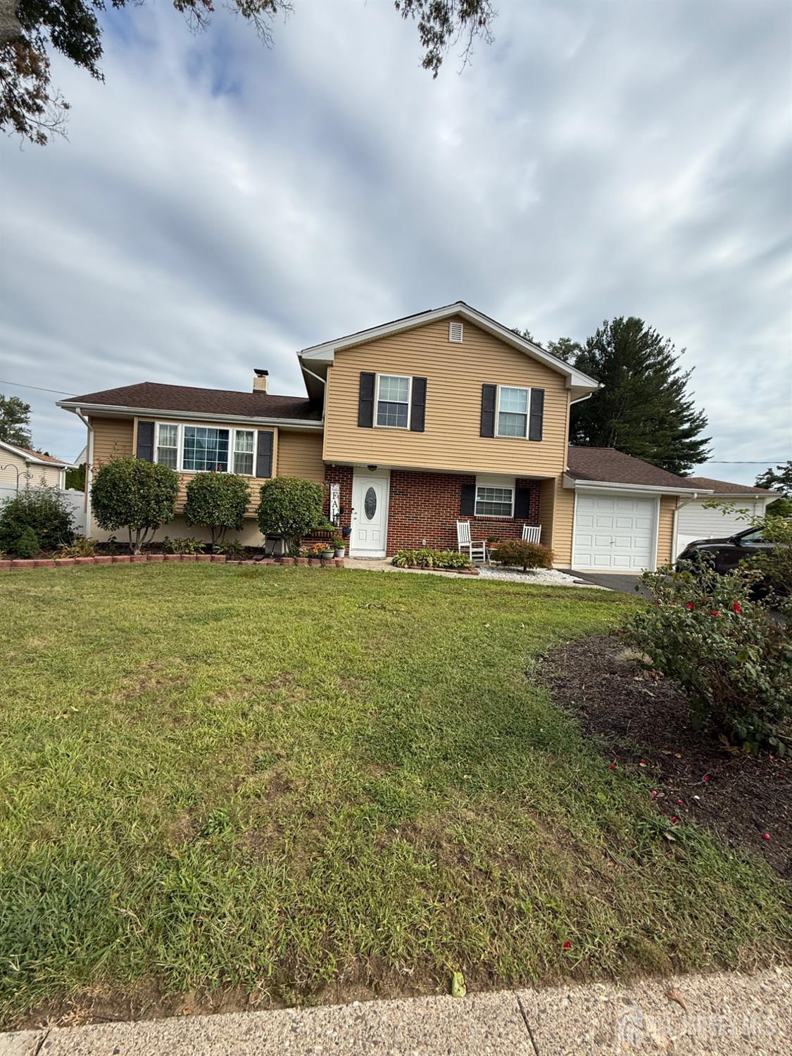 7 Verona Avenue Hamilton NJ 08619