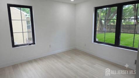 10 Poe Avenue Franklin Twsp NJ 08873