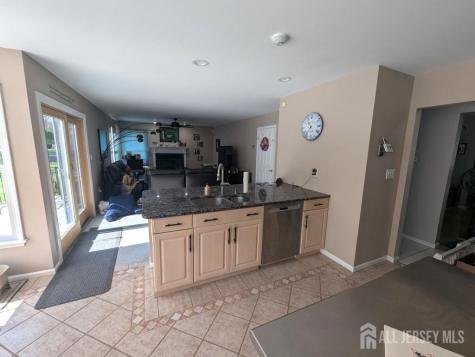 16 Dante Road Monroe NJ 08831
