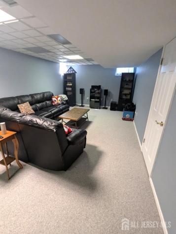 16 Dante Road Monroe NJ 08831