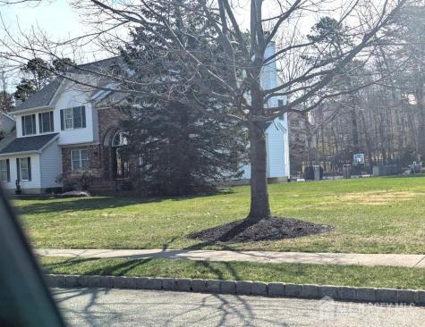 16 Dante Road Monroe NJ 08831