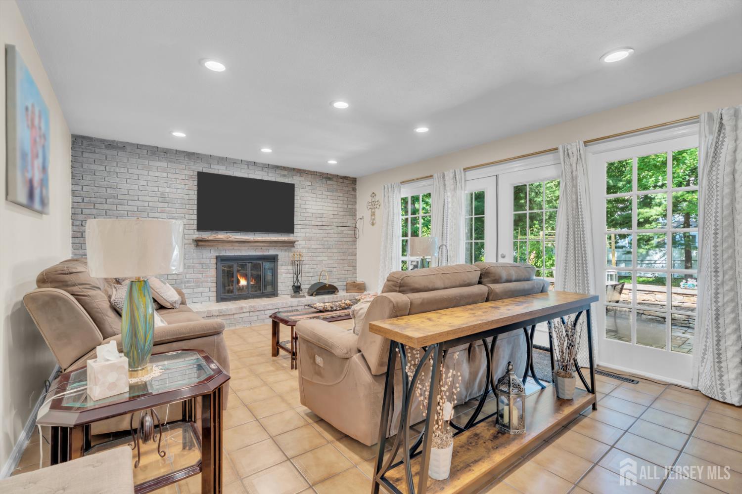 6 Mount Court East Brunswick NJ 08816