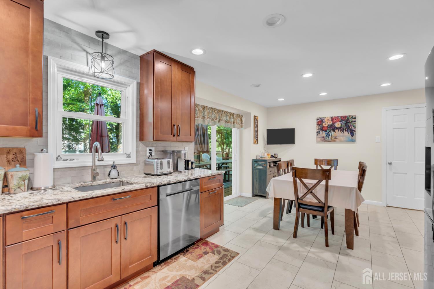 6 Mount Court East Brunswick NJ 08816