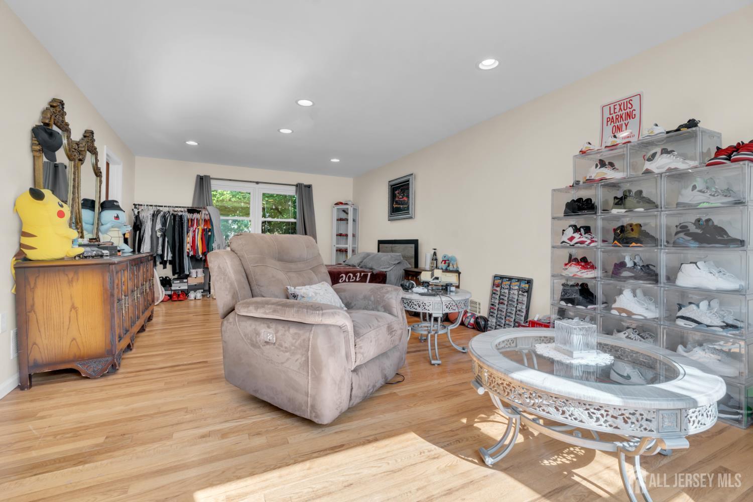 6 Mount Court East Brunswick NJ 08816