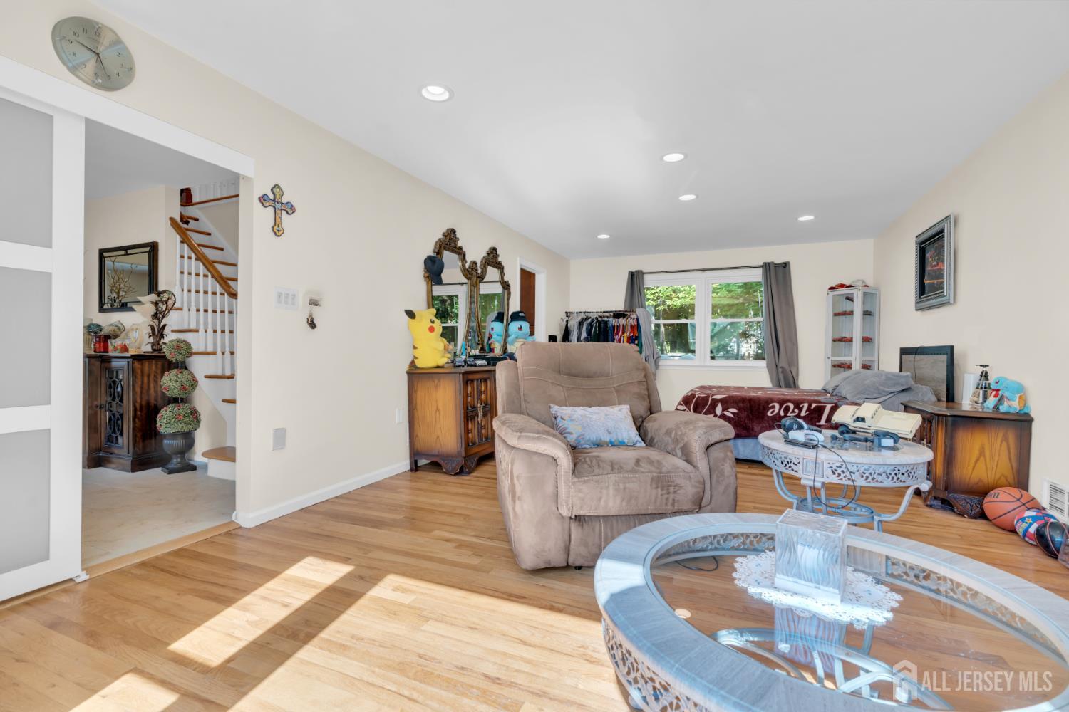 6 Mount Court East Brunswick NJ 08816