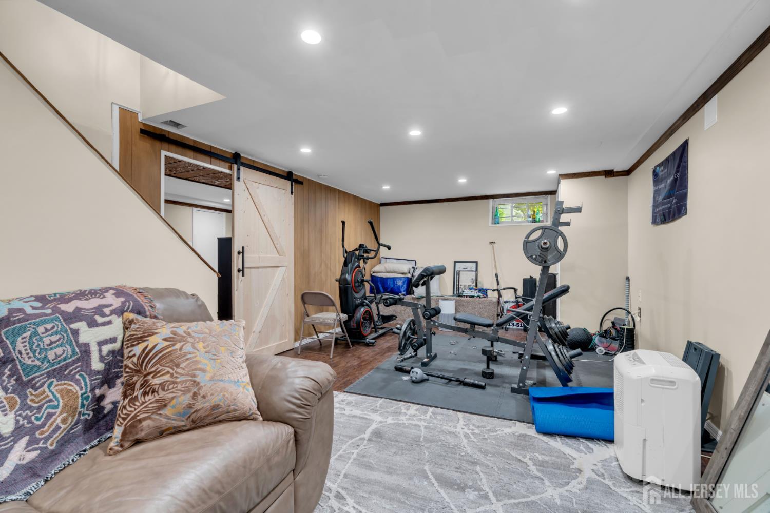 6 Mount Court East Brunswick NJ 08816