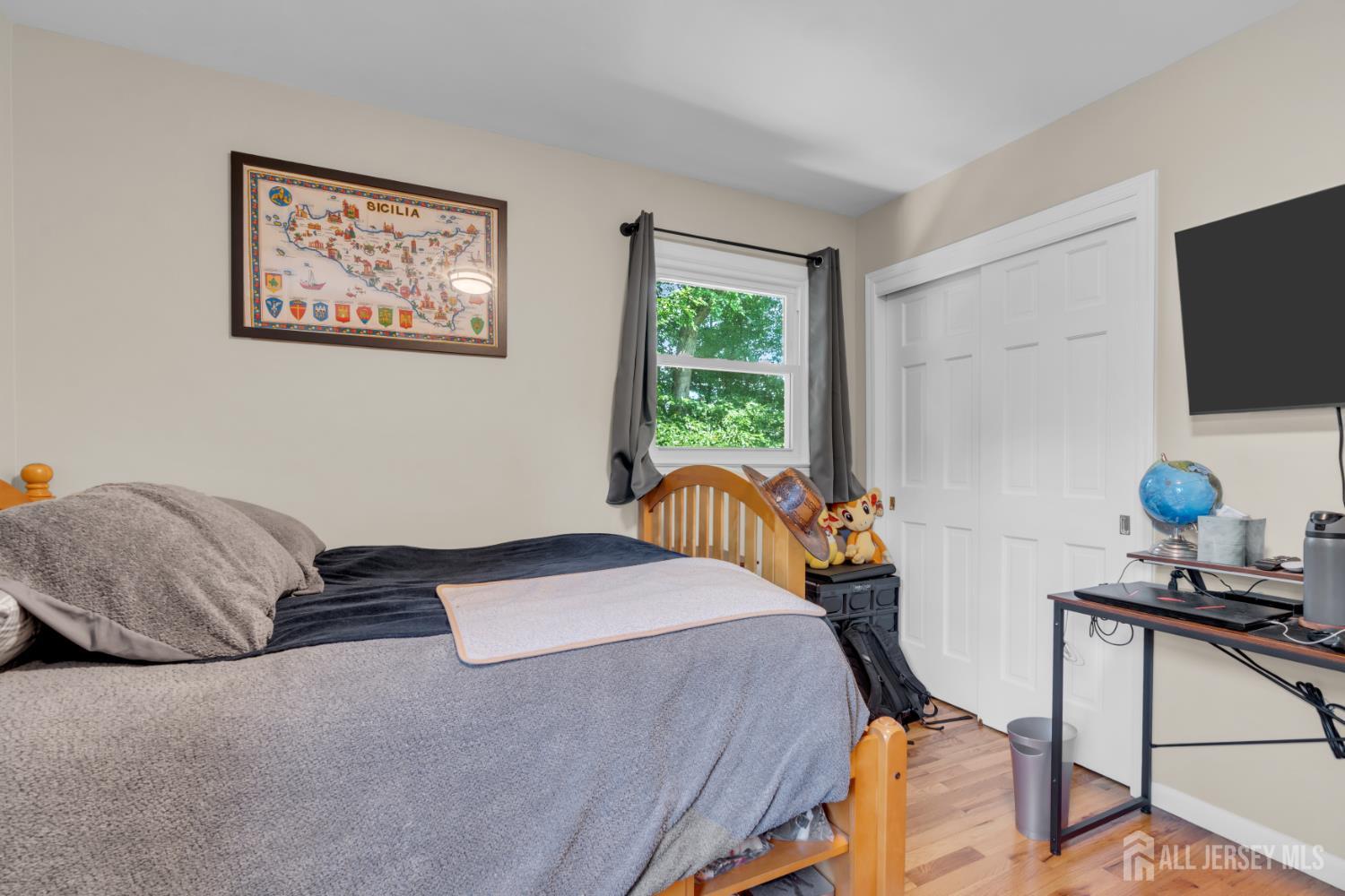 6 Mount Court East Brunswick NJ 08816