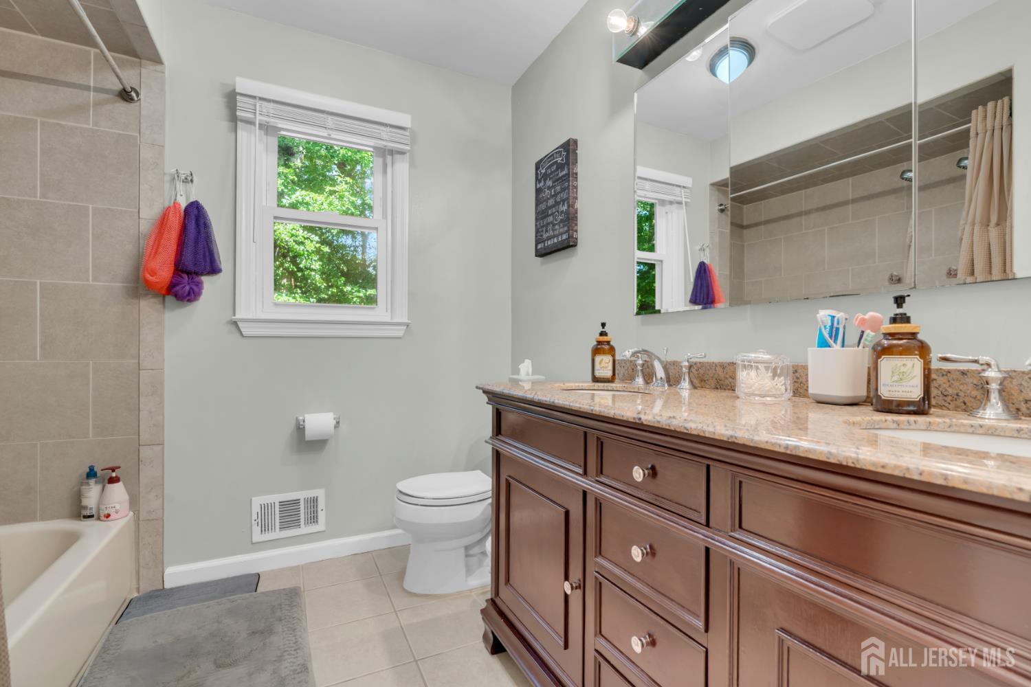 6 Mount Court East Brunswick NJ 08816