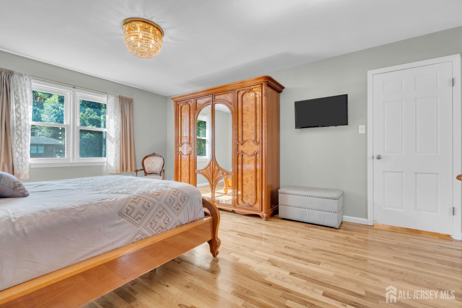 6 Mount Court East Brunswick NJ 08816