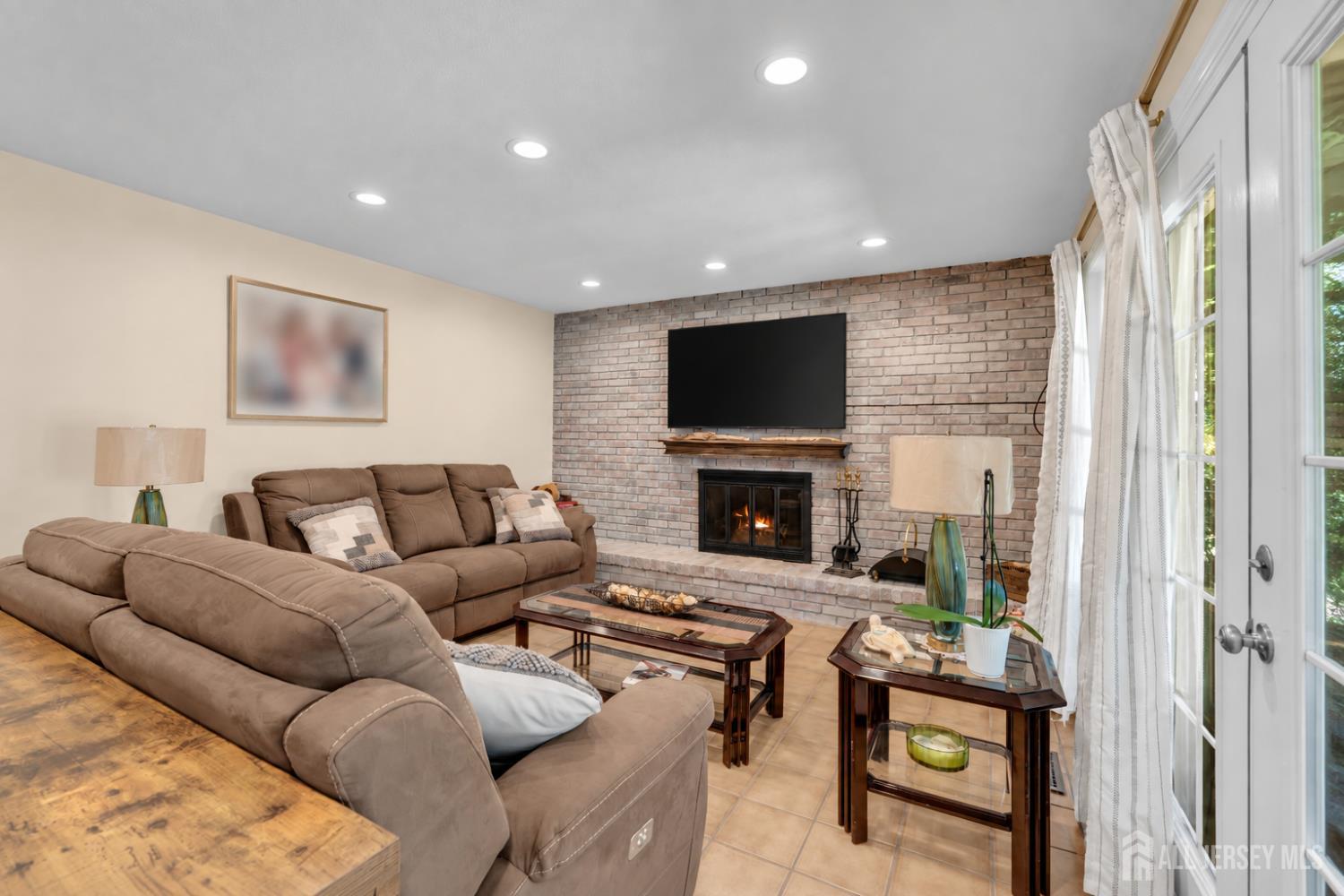 6 Mount Court East Brunswick NJ 08816