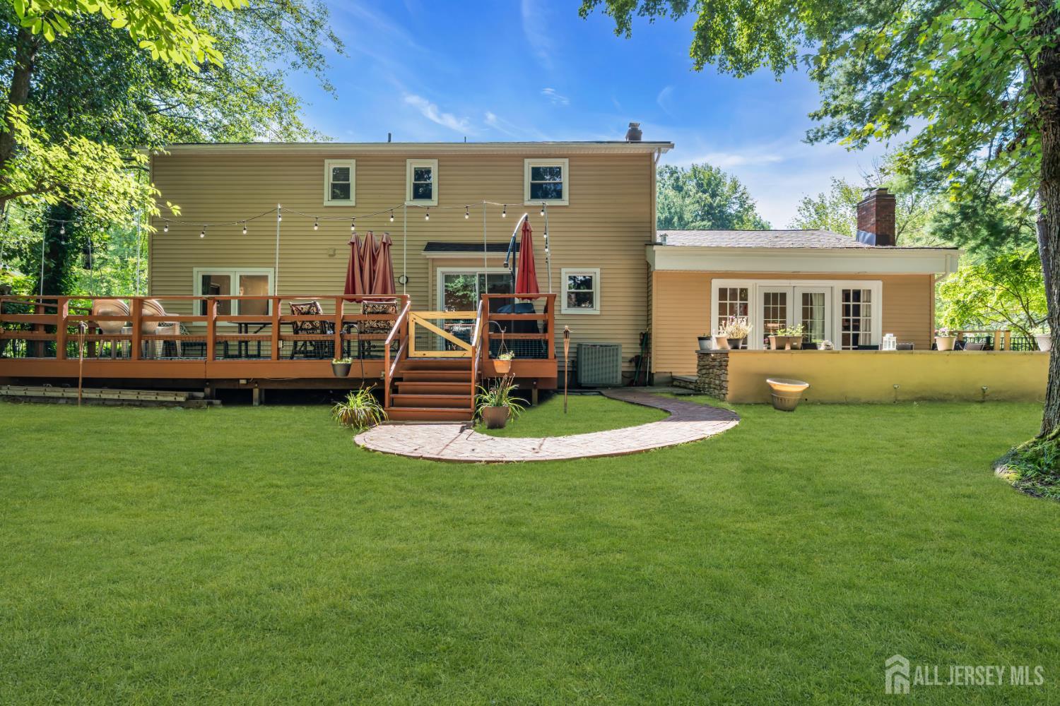 6 Mount Court East Brunswick NJ 08816