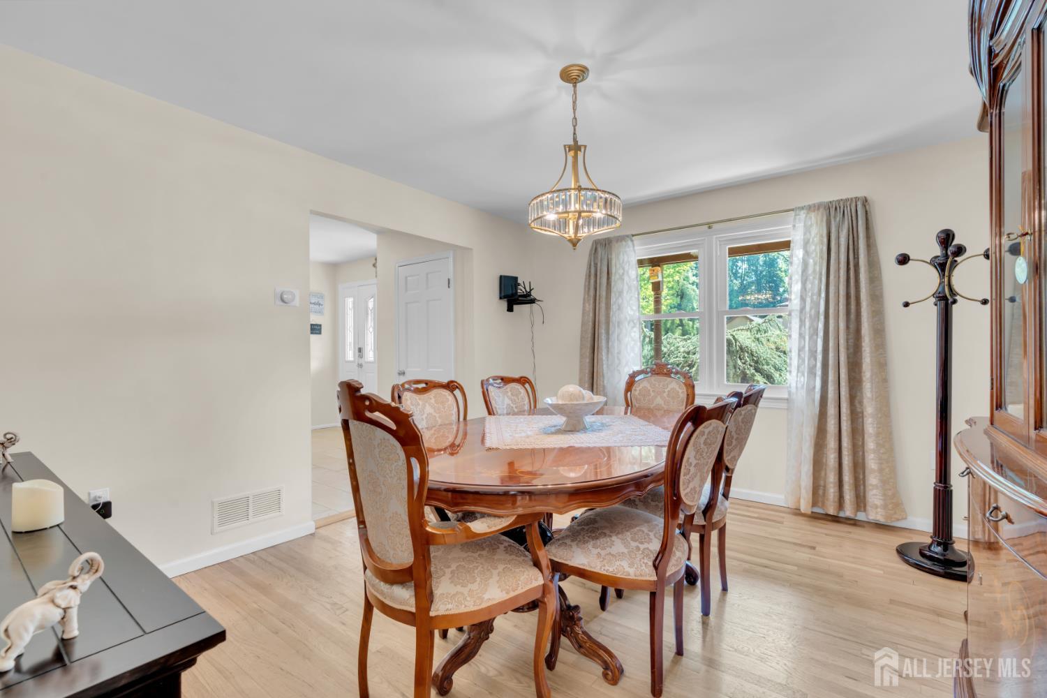 6 Mount Court East Brunswick NJ 08816