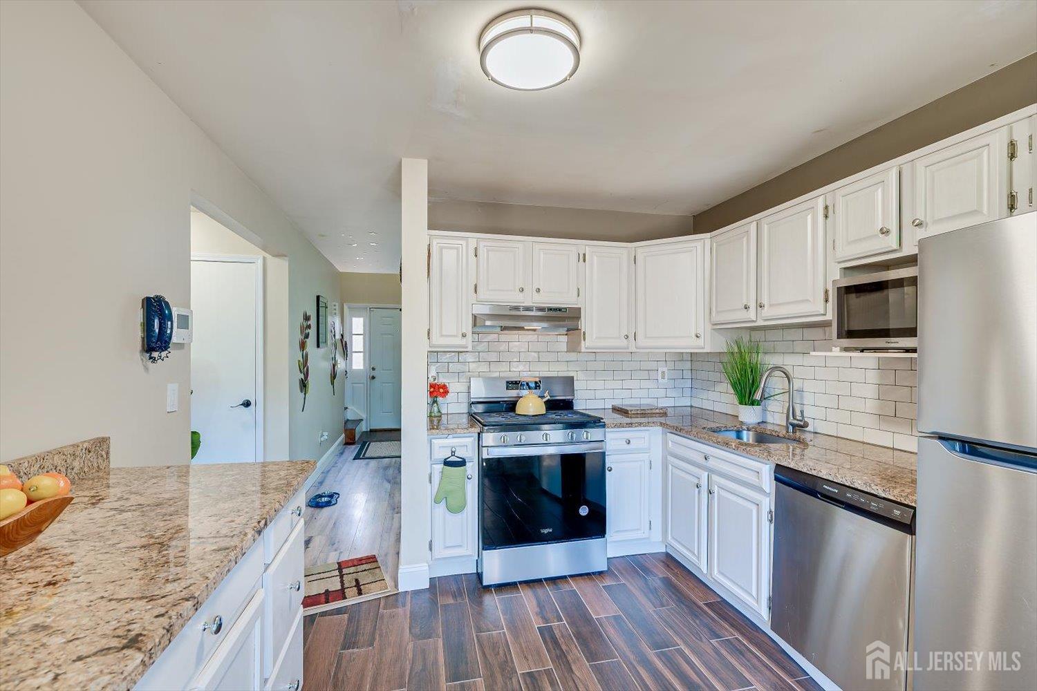 57 Renaissance Lane New Brunswick NJ 08901