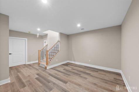 1972 W Broad Street W Scotch Plains NJ 07076