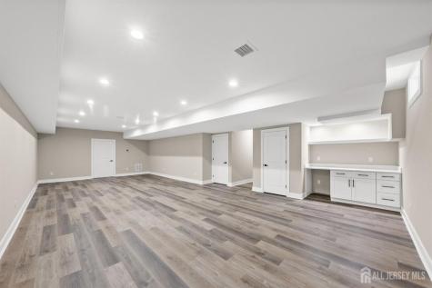 1972 W Broad Street W Scotch Plains NJ 07076