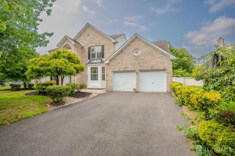15 Inverness Lane East Windsor NJ 08520