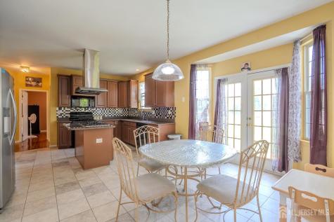 15 Inverness Lane East Windsor NJ 08520
