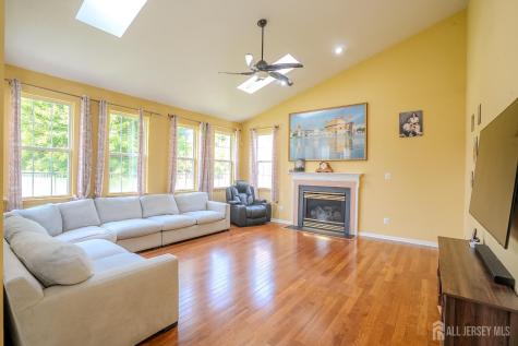 15 Inverness Lane East Windsor NJ 08520