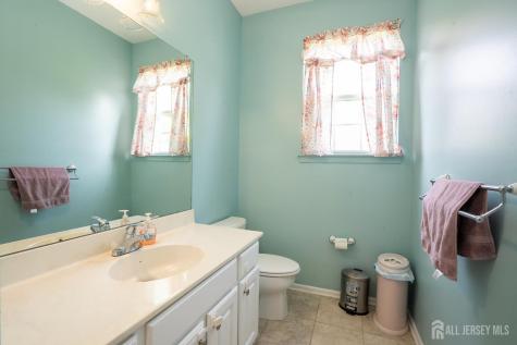 15 Inverness Lane East Windsor NJ 08520