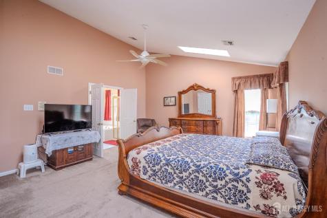15 Inverness Lane East Windsor NJ 08520
