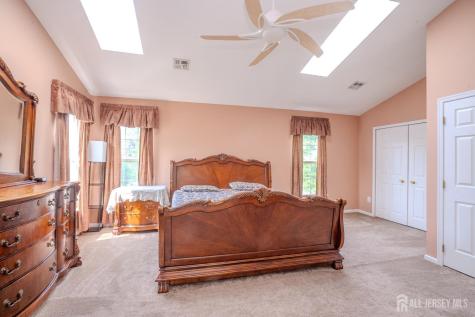 15 Inverness Lane East Windsor NJ 08520